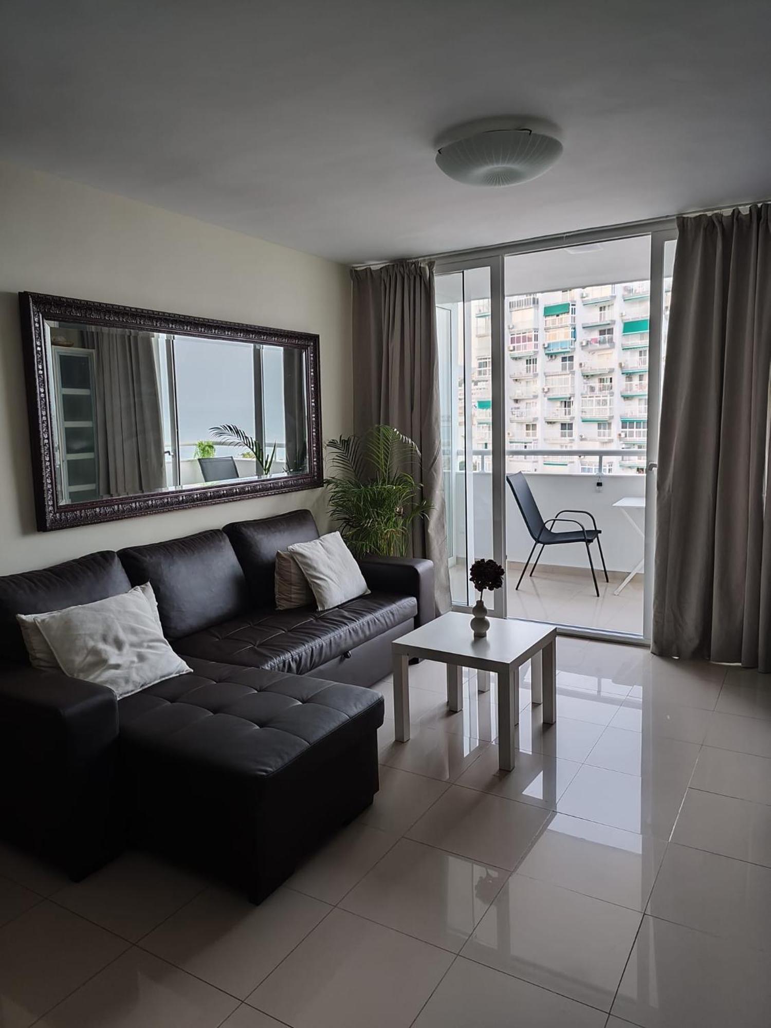 Frontal Al Mar Terraza Y Vistas Puerto Marina T46a2 *