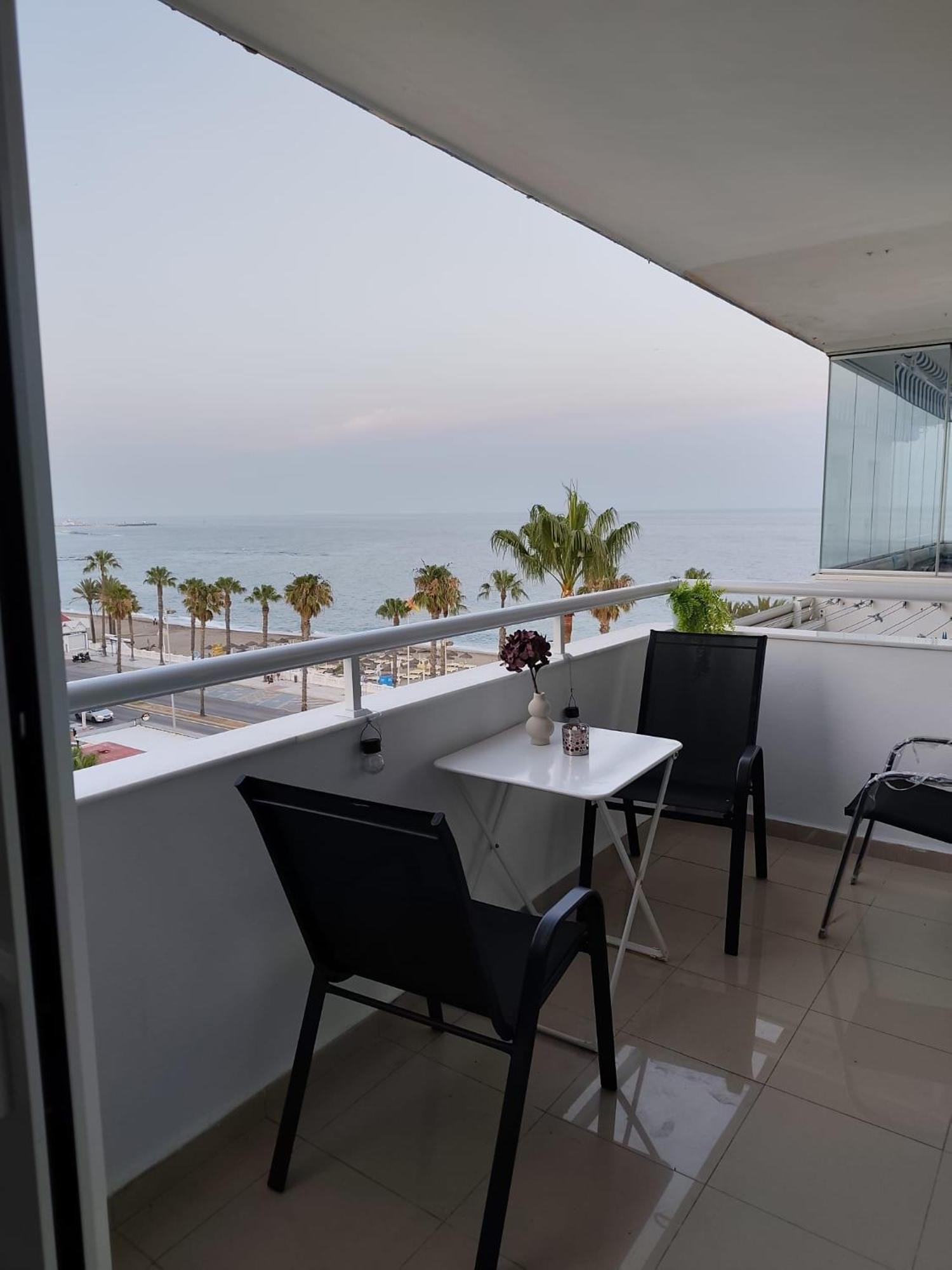 Frontal Al Mar Terraza Y Vistas Puerto Marina T46a2 Benalmádena