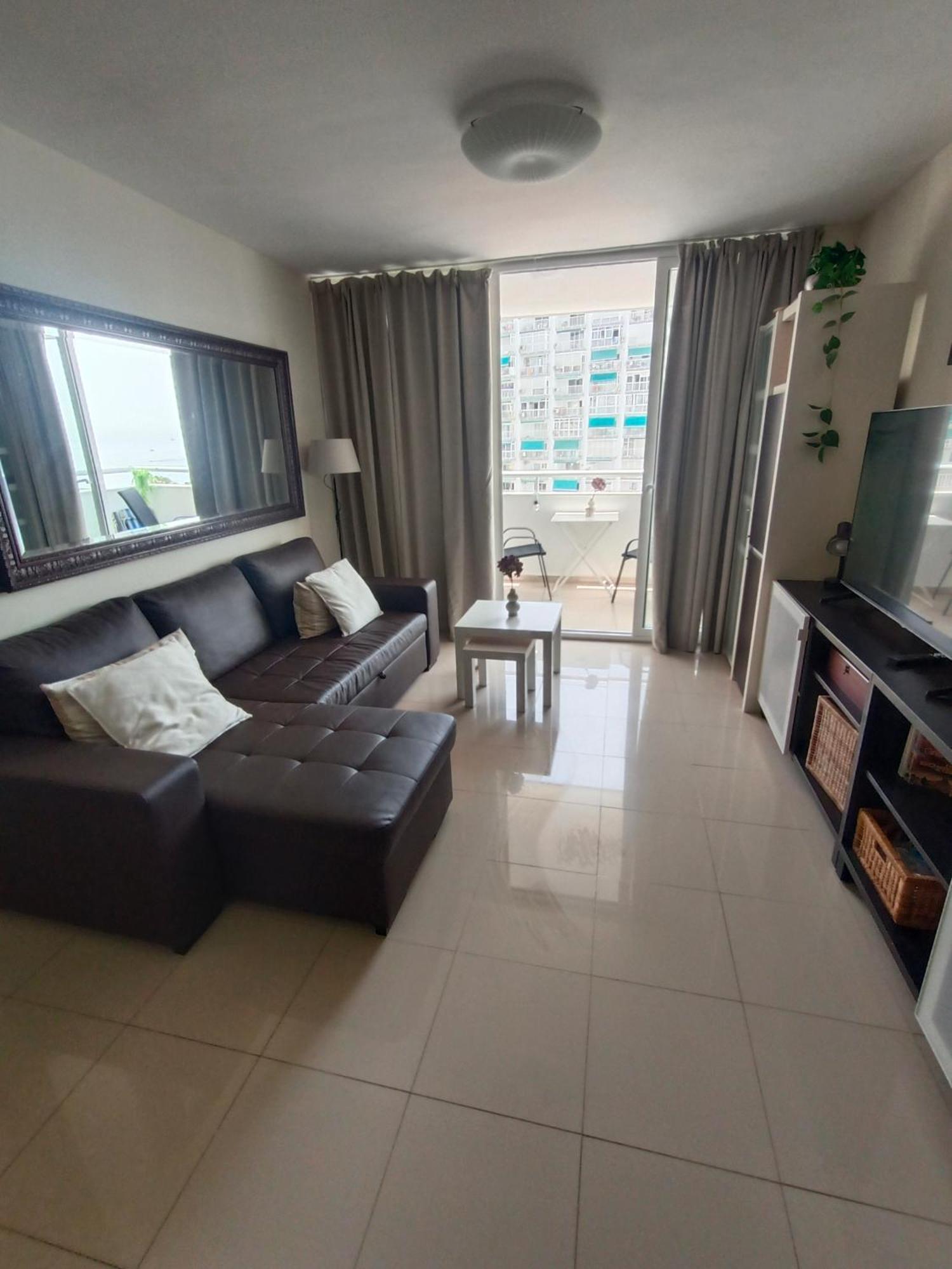 Frontal Al Mar Terraza Y Vistas Puerto Marina T46a2 Appartement *