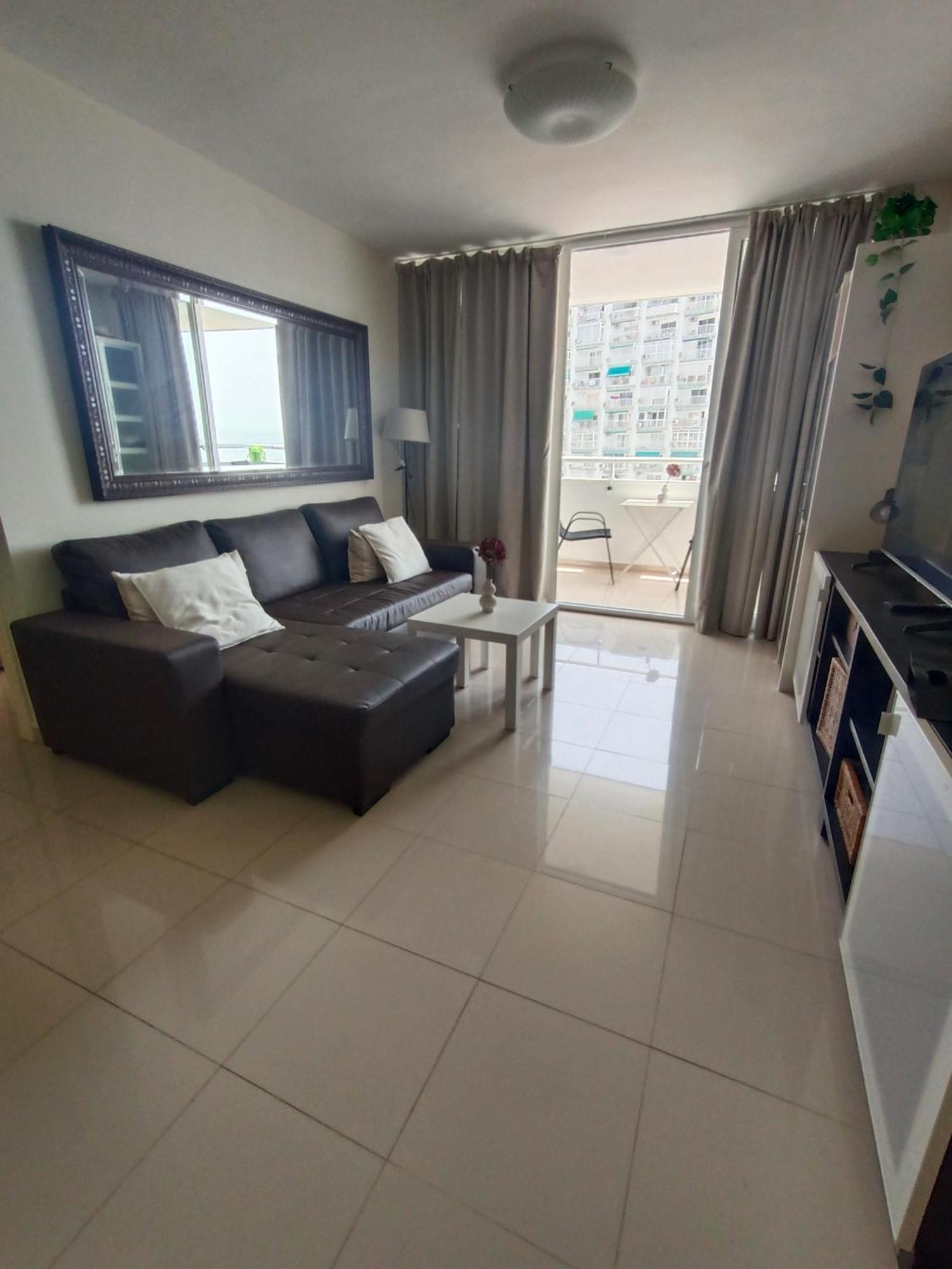 Frontal Al Mar Terraza Y Vistas Puerto Marina T46a2 Appartement Benalmádena